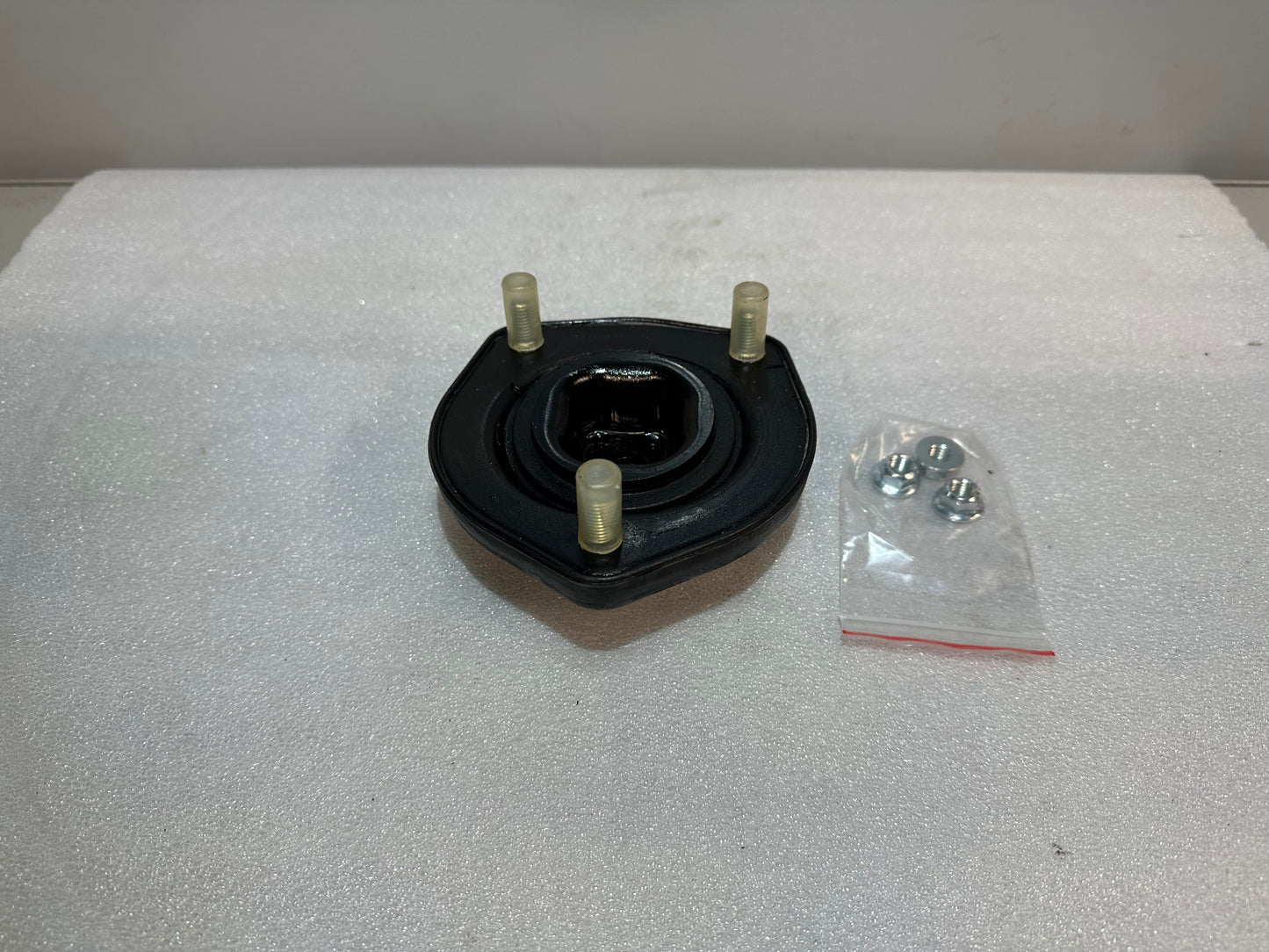 Domlager hinten Toyota Celica ST202 GT AT200 T20