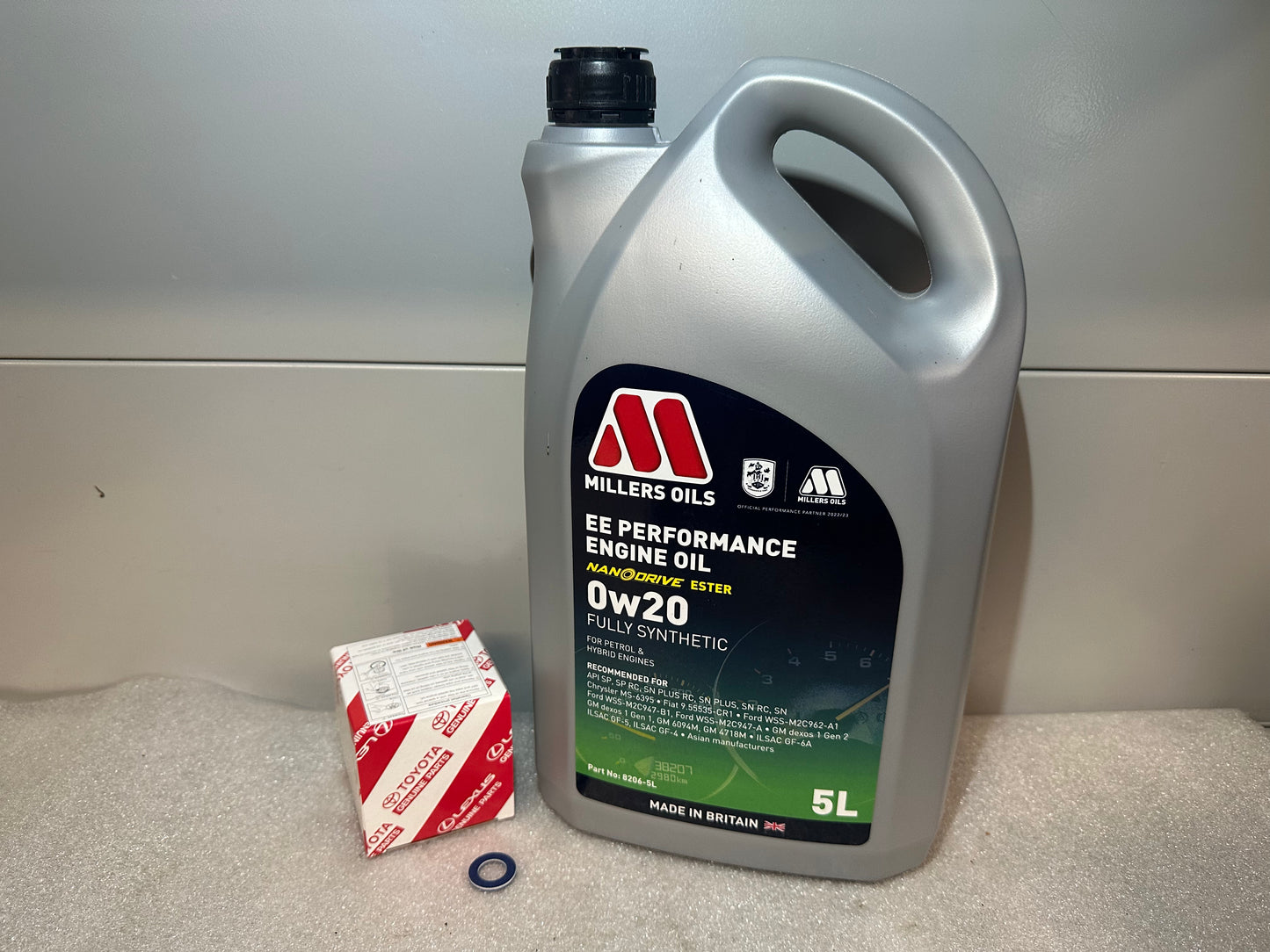 Toyota GR Yaris Millers Motoröl 0W20 Ölwechsel Set