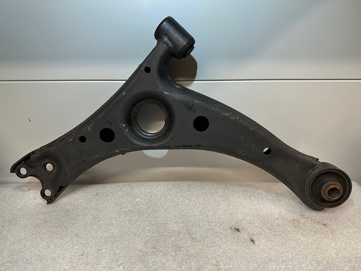 Querlenker rechts für Toyota Celica AT200