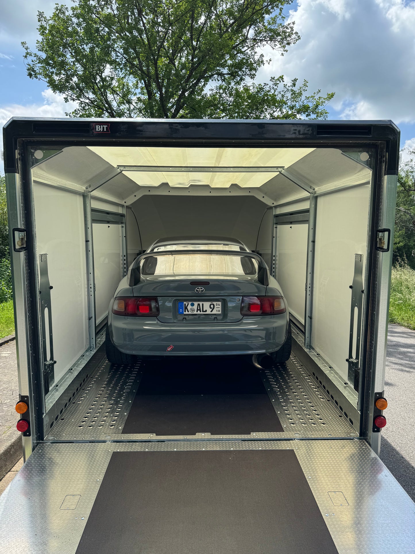 Premium Fahrzeugtransport