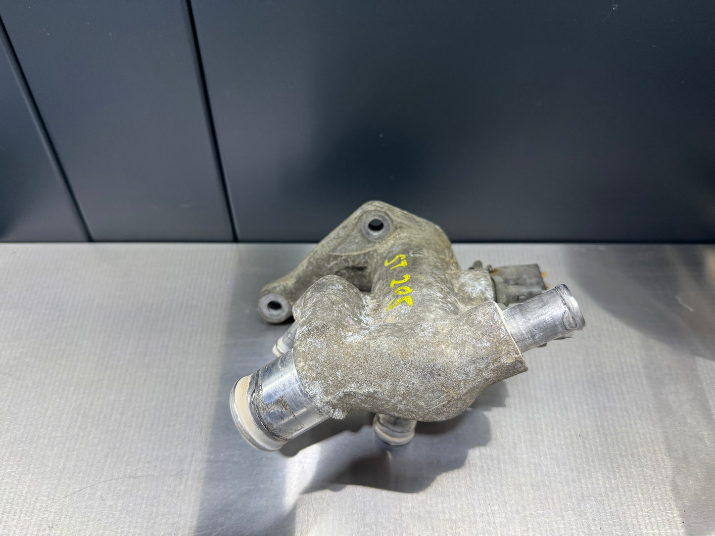 Wasserverteiler Wassereinlass Kopf Toyota Celica ST205 GT FOUR