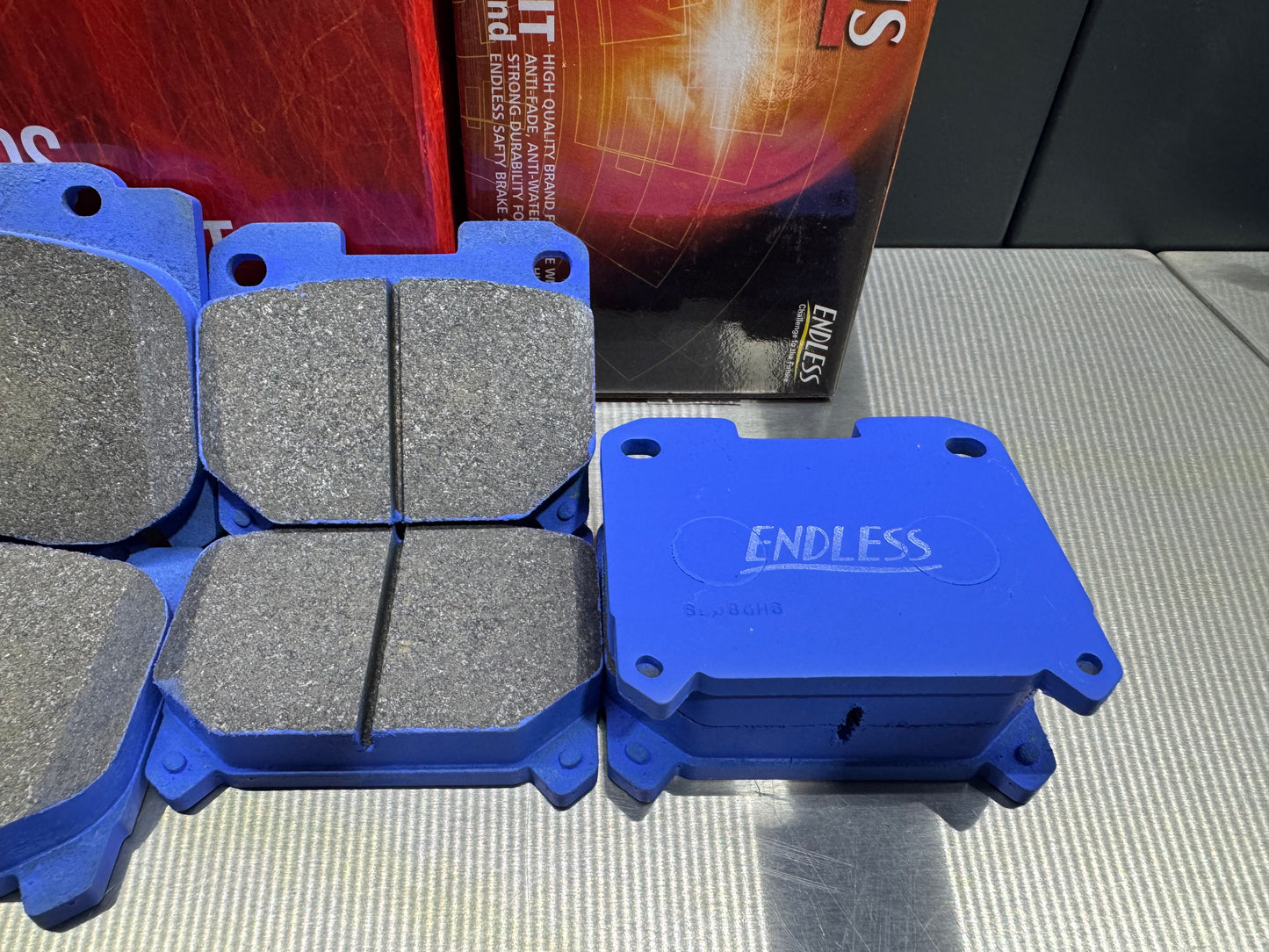 Endless Bremsbeläge Set MX72 Plus passend für Toyota Celica ST205 GT4 GT FOUR