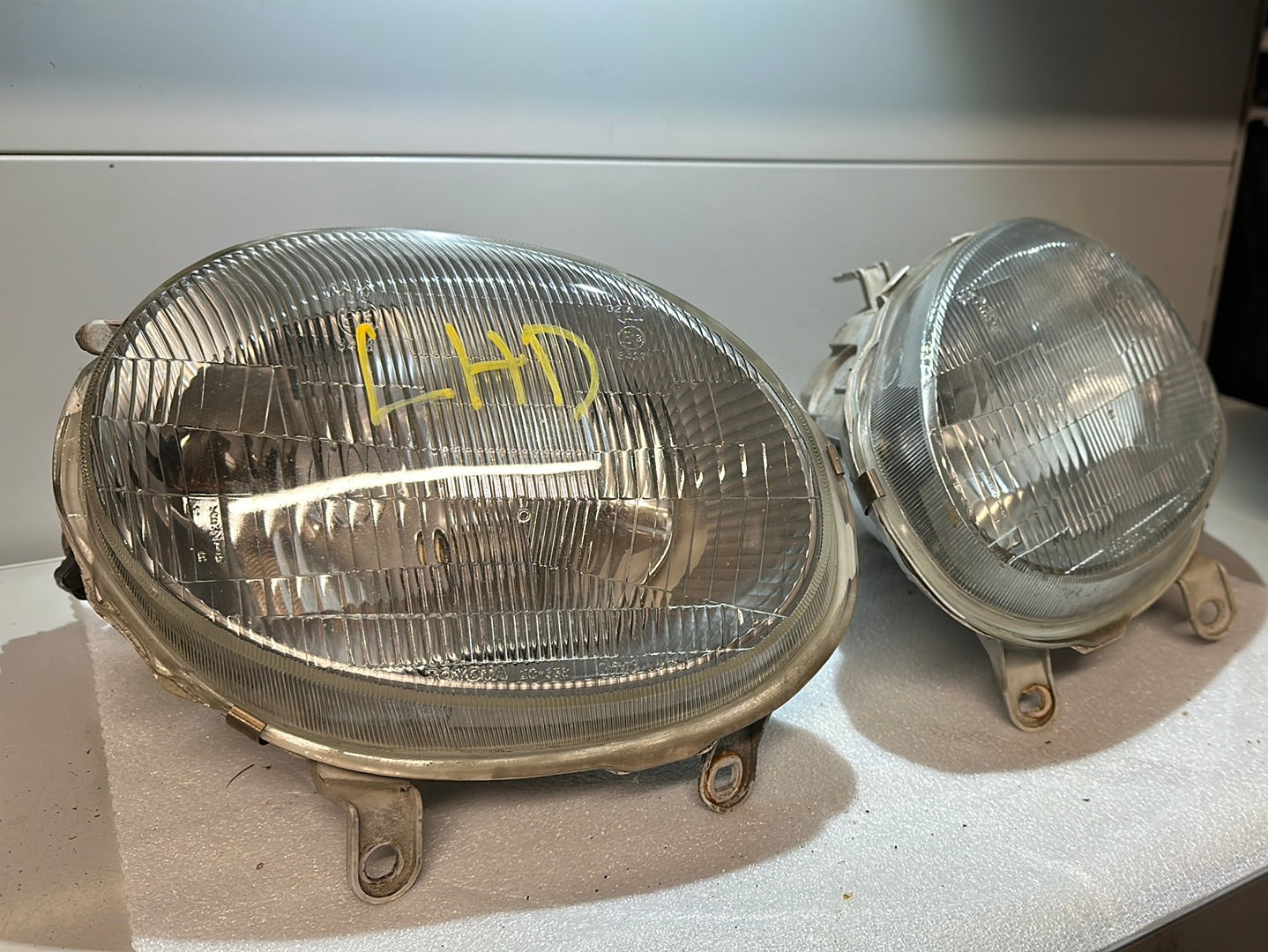 Hauptscheinwerfer LHD EU Spec rechts links Set Höhenregulierung großer Stecker Toyota Celica ST202 AT200 ST205 GT4 GT FOUR