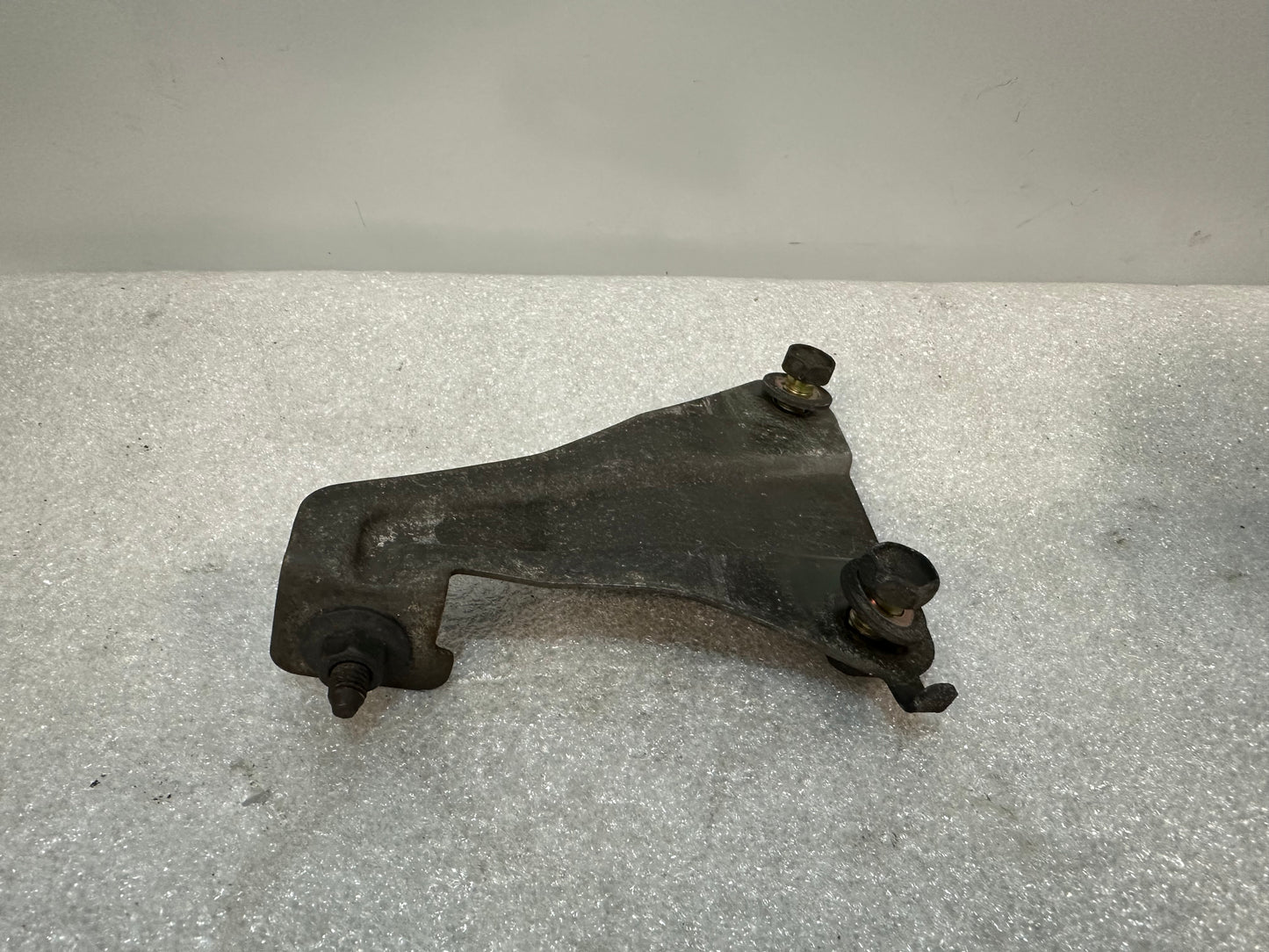 Halter Kühlschlauch der Lichtmaschine Toyota Celica ST205 GT4 GT FOUR 27295-74030