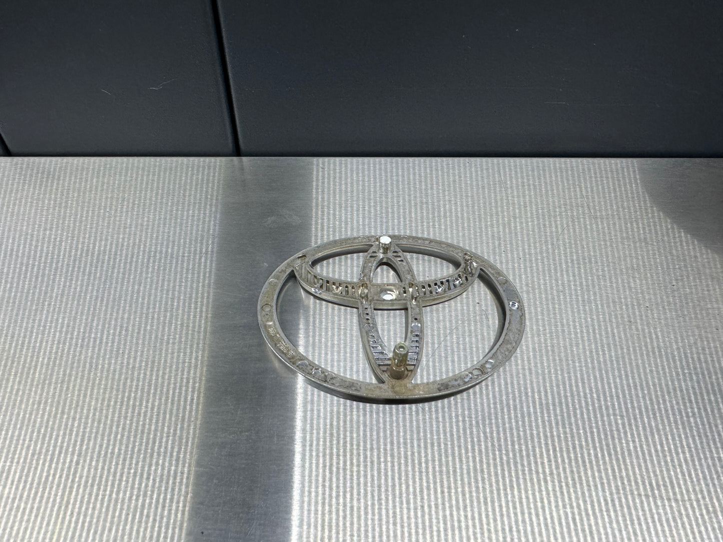 Emblem Stoßstange Vorne Toyota Celica AT200 ST202 ST205 GT4 GT FOUR