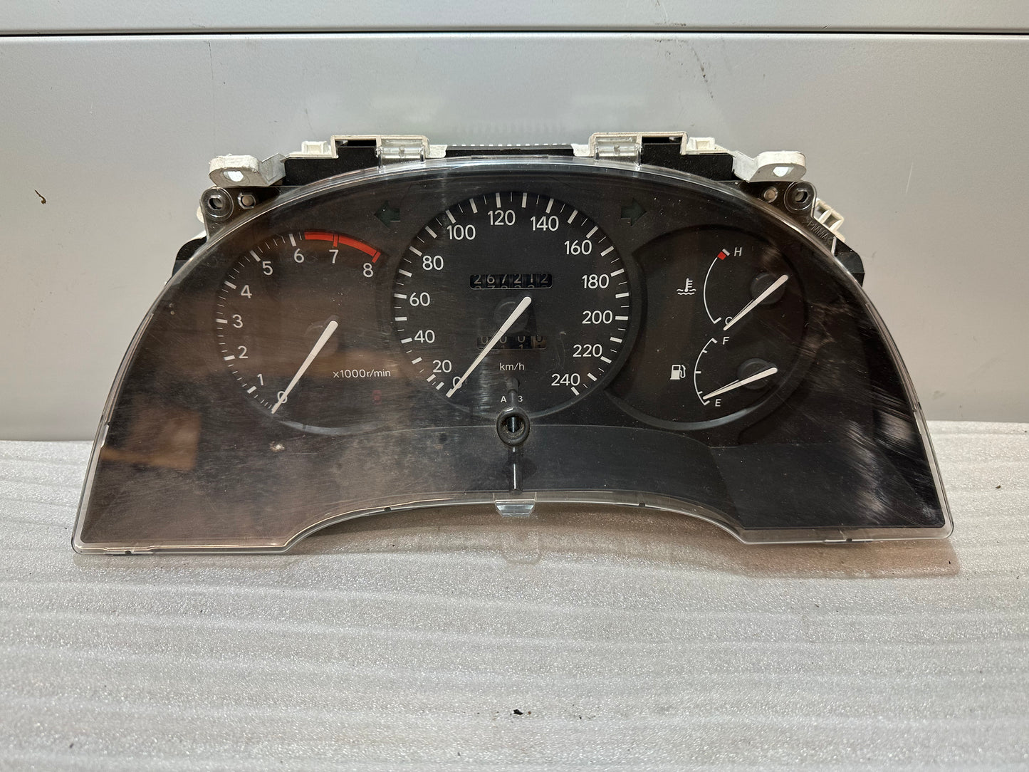 Kombiinstrument Tacho 240km/h Toyota Celica AT200 7AFE