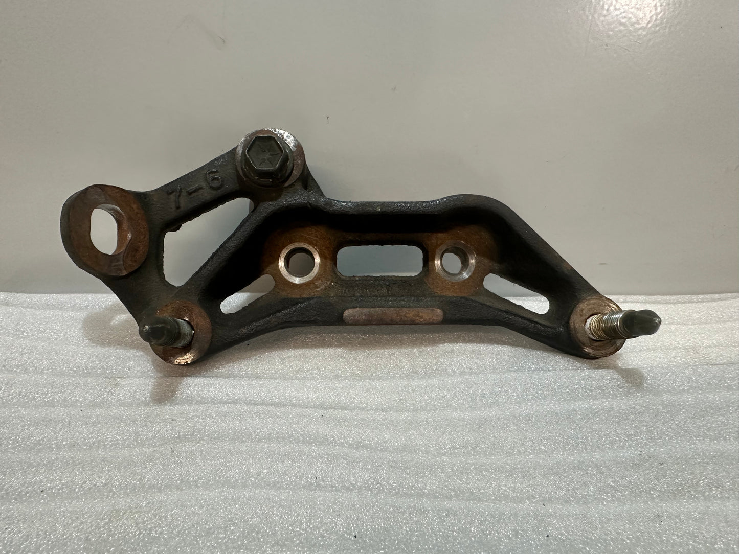 Halter Getriebe oben Toyota Celica ST205 GT4 GT FOUR 12325-74230