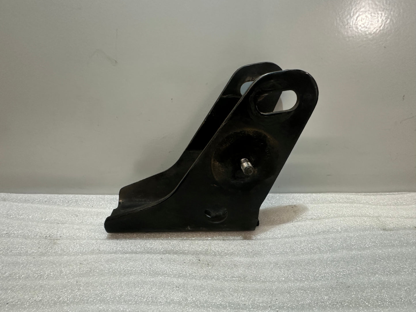 Halter Getriebe vorne Toyota Celica ST205 GT4 GT FOUR 12311-74160