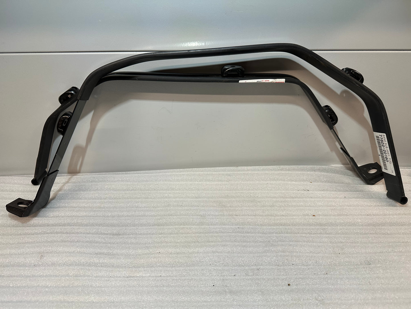 Tankfangband Tankhalterung Satz Toyota Celica ST185 ST205 GT FOUR GT4 77601-20130 77602-20160