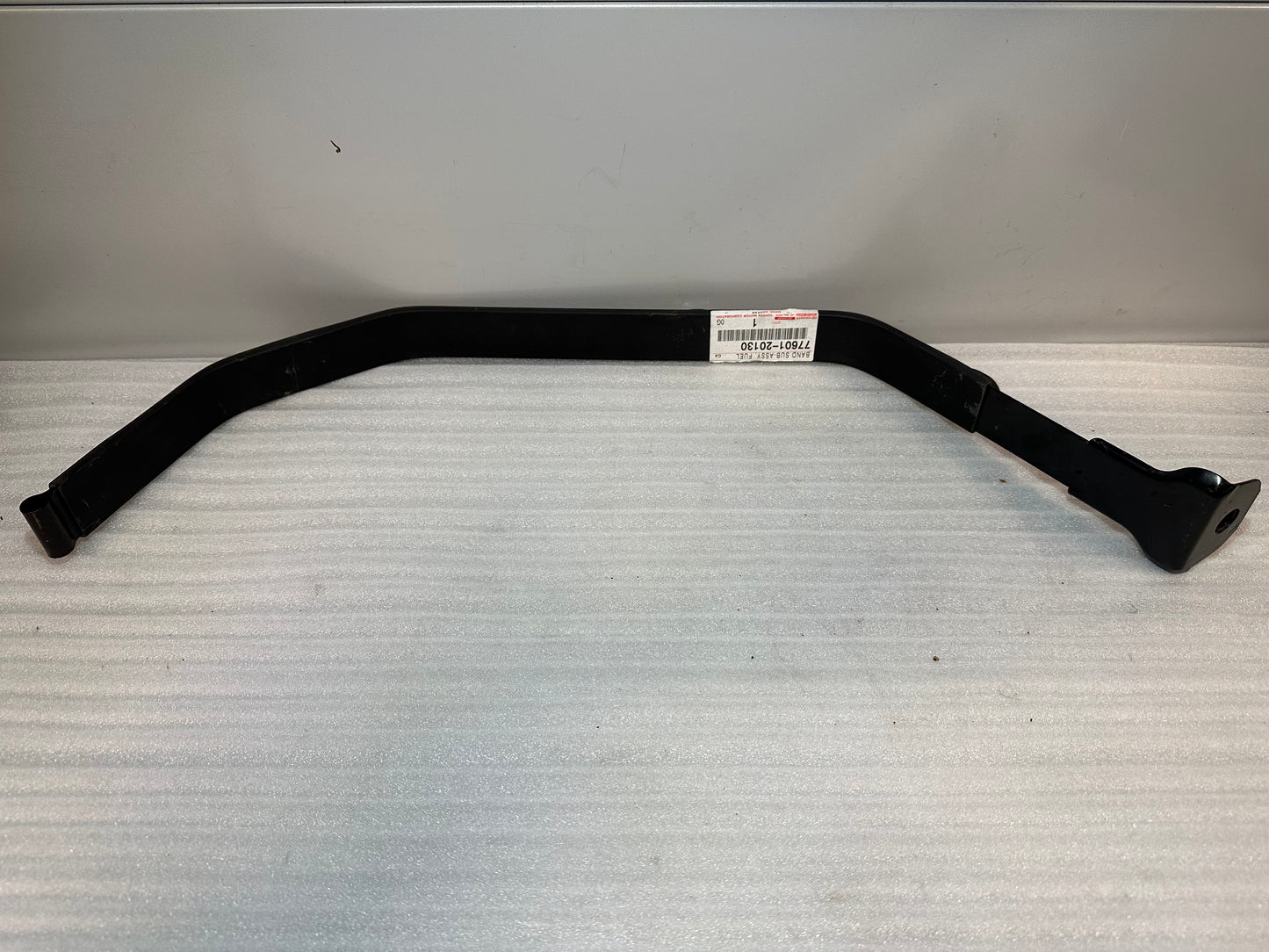 Tankfangband Tankhalterung Satz Toyota Celica ST185 ST205 GT FOUR GT4 77601-20130 77602-20160